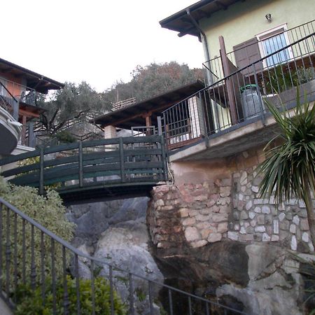 Hotel Isola Verde Torbole Sul Garda Ngoại thất bức ảnh